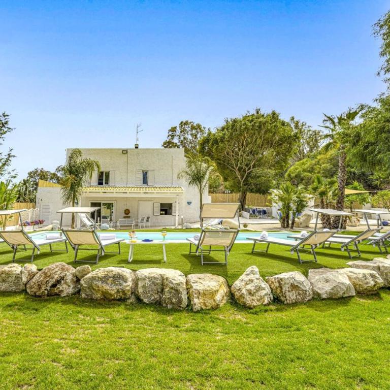 Villa Mediterraneo by Villa Plus - Villa - 15
