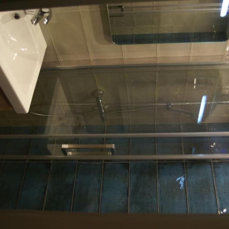 Appartement entièrement rénové, vue exceptionnelle - Appartement 1 Chambre - 7