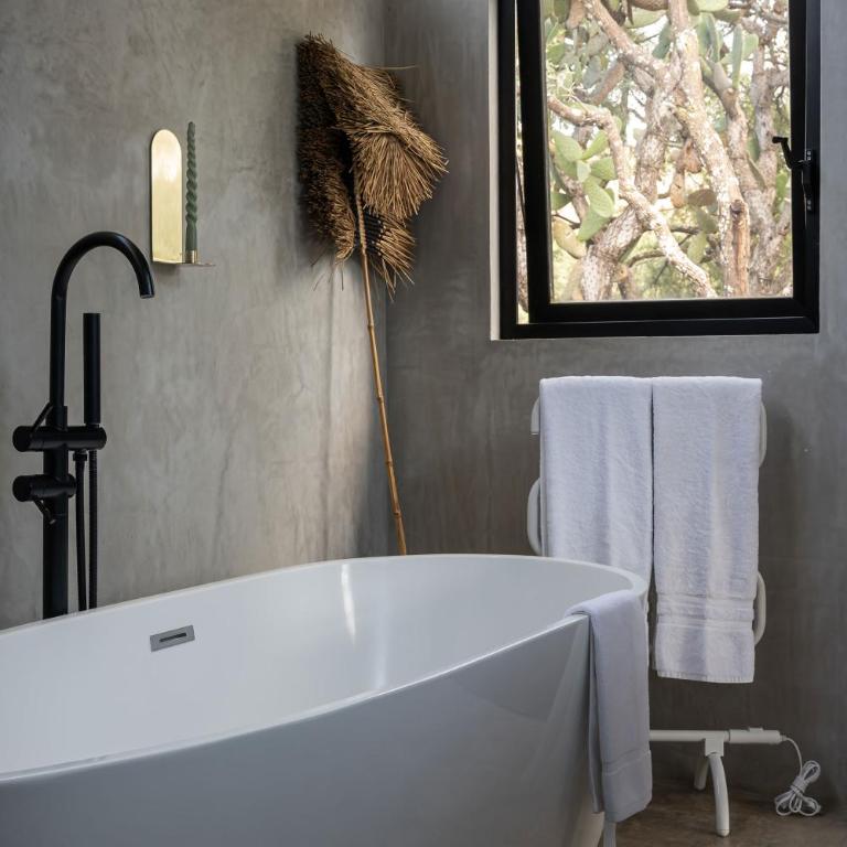 CASA DOM, Tranquil Retreat in San Miguel de Allende - One-Bedroom House - 10