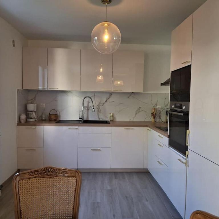 Serenity - Maison avec jardin et parking - Villa - 4