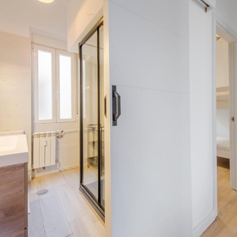 Aventura y tradición en La Latina, conoce Toledo 77 - Apartment - 18