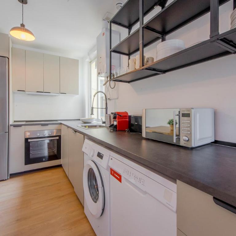 Aventura y tradición en La Latina, conoce Toledo 77 - Apartment - 8