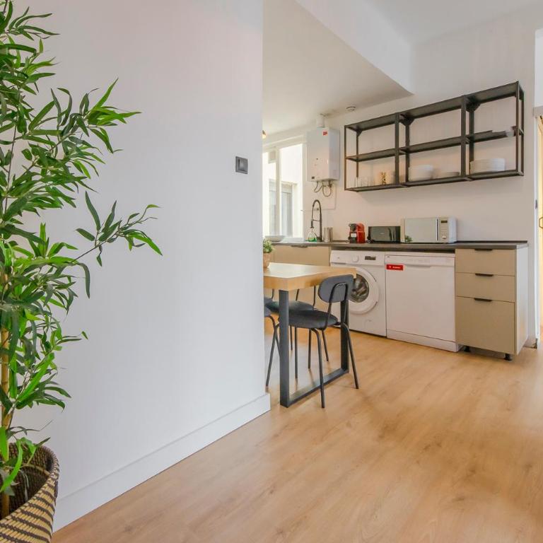 Aventura y tradición en La Latina, conoce Toledo 77 - Apartment - 4