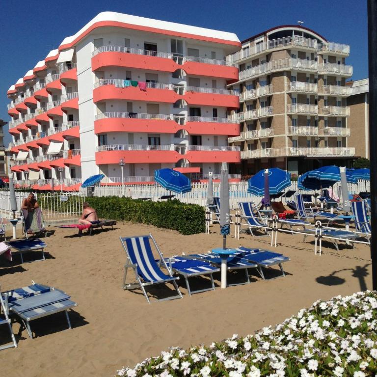 RESIDENCE APOLLO - WALTERIGATO Apartments SOLO PER FAMIGLIE - Appartamento con 2 Camere da Letto - 2