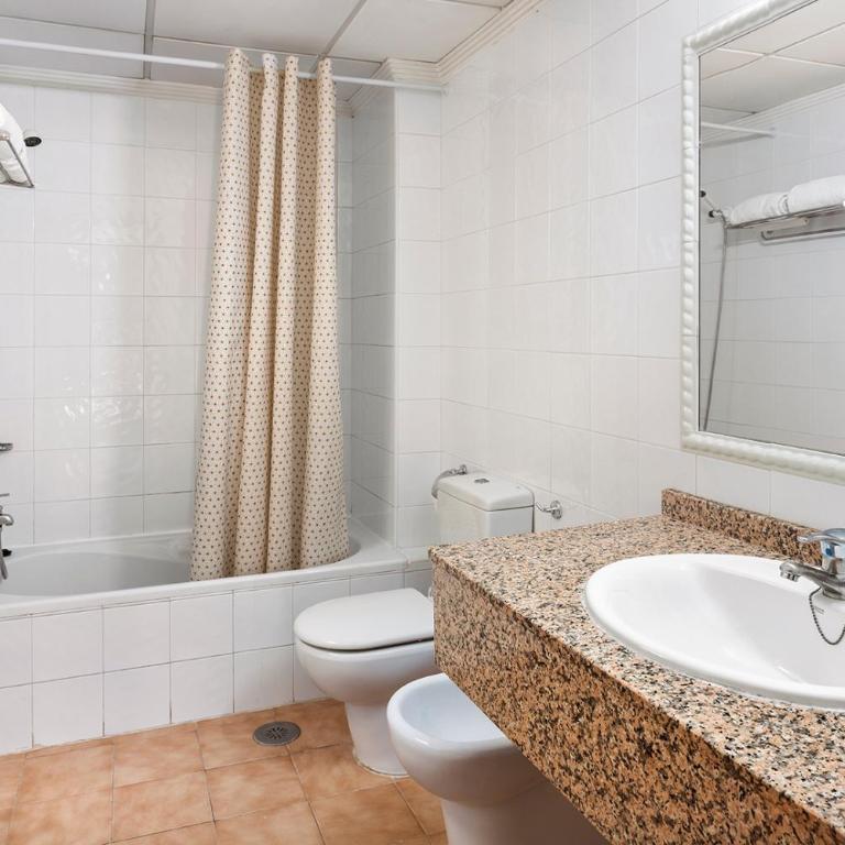 Hotel Andalucía - Habitación Familiar Superior - 4