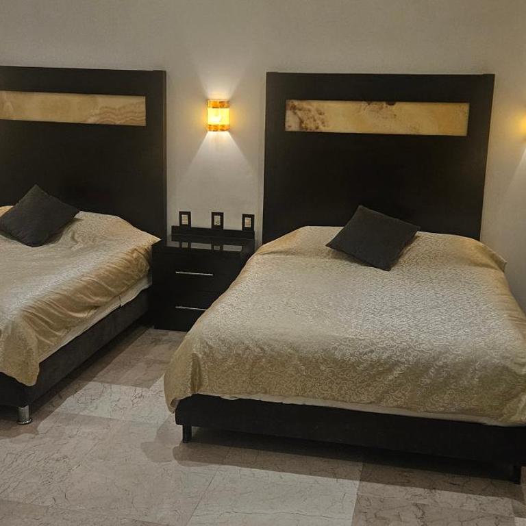 Nonó Hotel - Habitación Cuádruple Clásica - 4