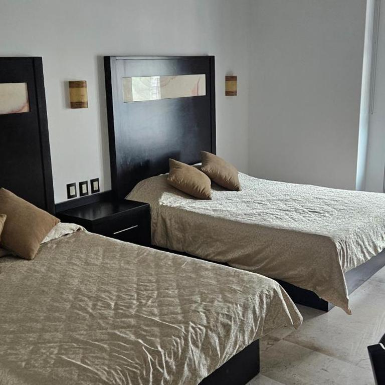 Nonó Hotel - Habitación Cuádruple Clásica - 5