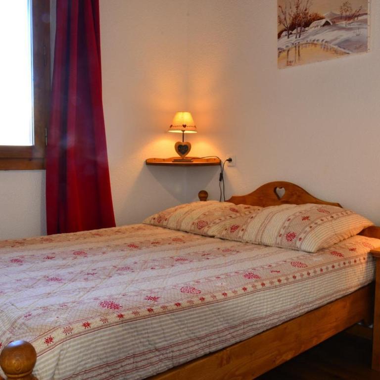 Duplex rénové 8 pers. à 3 min des pistes avec balcon et parking gratuit - FR-1-329-94 - Apartment - 4
