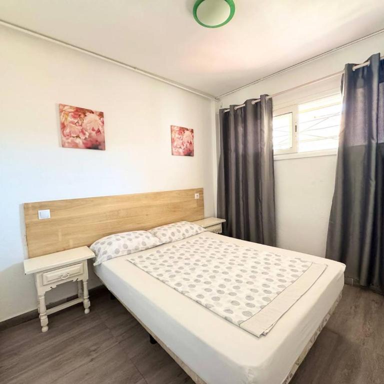 Apartsalou Bilbao - One-Bedroom Apartment - 5