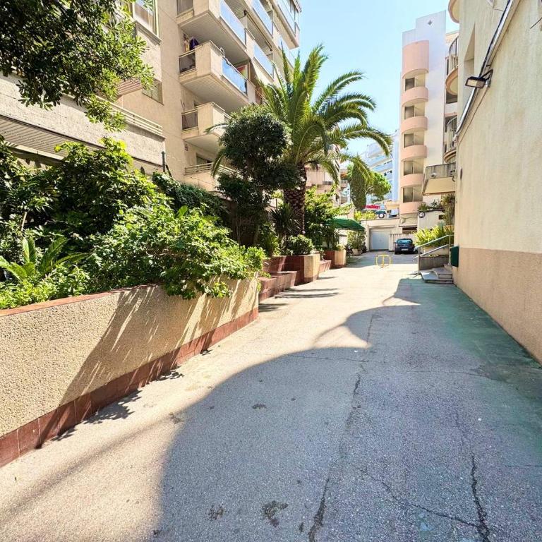 Apartsalou Bilbao - One-Bedroom Apartment - 7