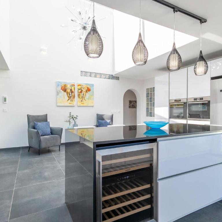 Beautiful Home In Las Lagunas De Mijas - Casa Vacacional de 7 dormitorios - 17