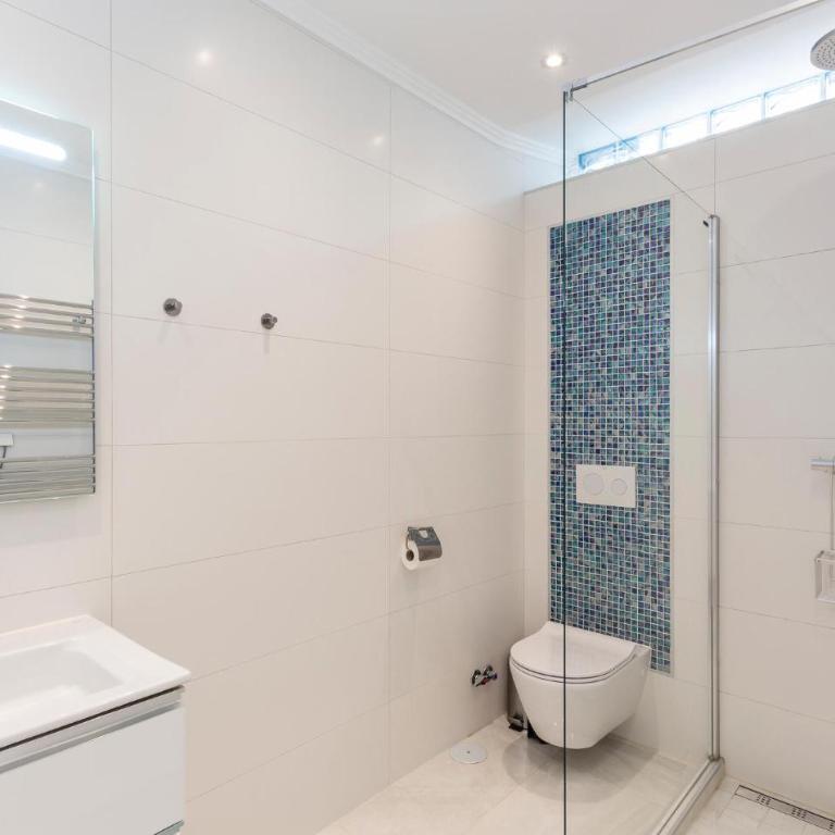 Beautiful Home In Las Lagunas De Mijas - Casa Vacacional de 7 dormitorios - 34