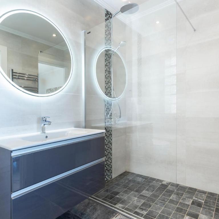 Beautiful Home In Las Lagunas De Mijas - Casa Vacacional de 7 dormitorios - 39