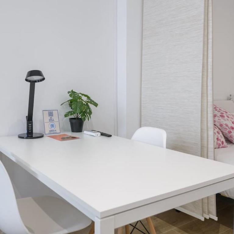 Estudio Ideal Trabajo y Eventos cerca de Metropolitano, Aeropuerto y IFEMA - Estudio Deluxe - 4