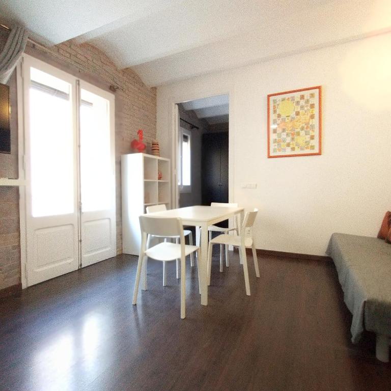 Barceloneta Beach Apartments - One-Bedroom Apartment - 3