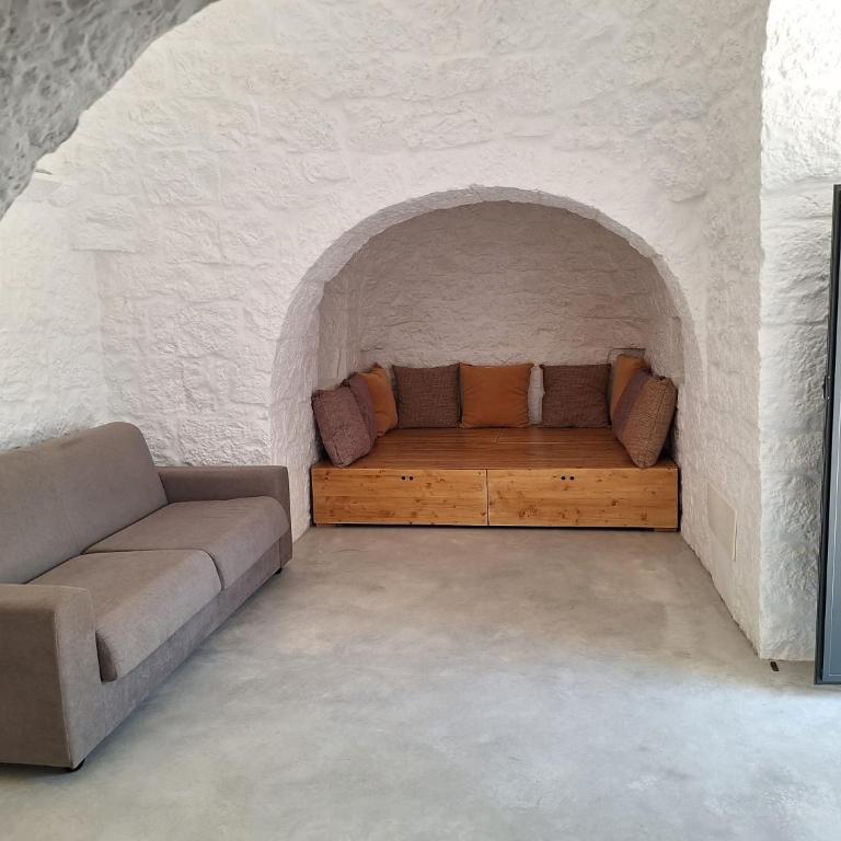 Trulli au milieu d'un champ d'oliviers avec piscine - Villa con 3 Camere da Letto - 13