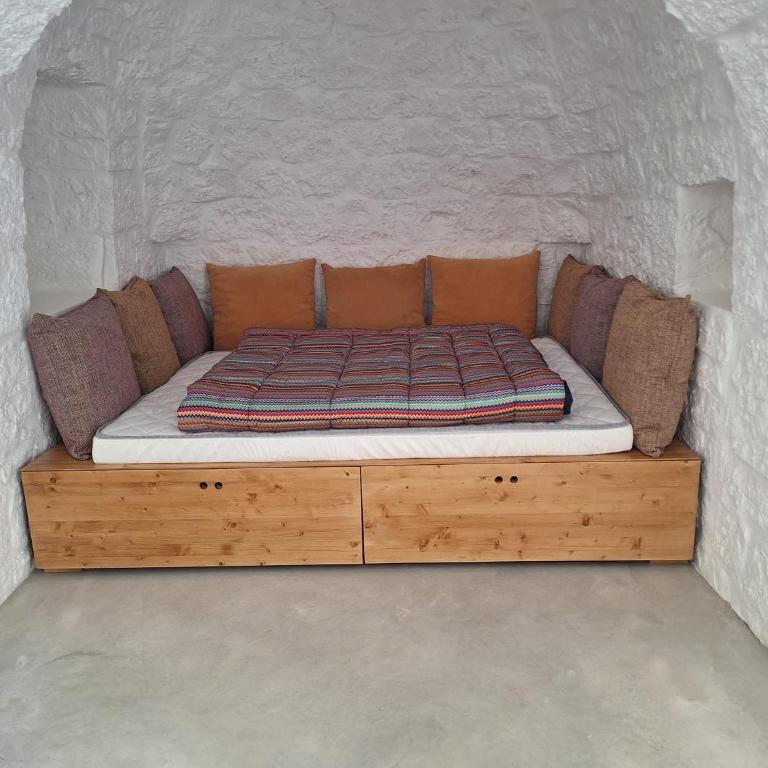 Trulli au milieu d'un champ d'oliviers avec piscine - Villa con 3 Camere da Letto - 14