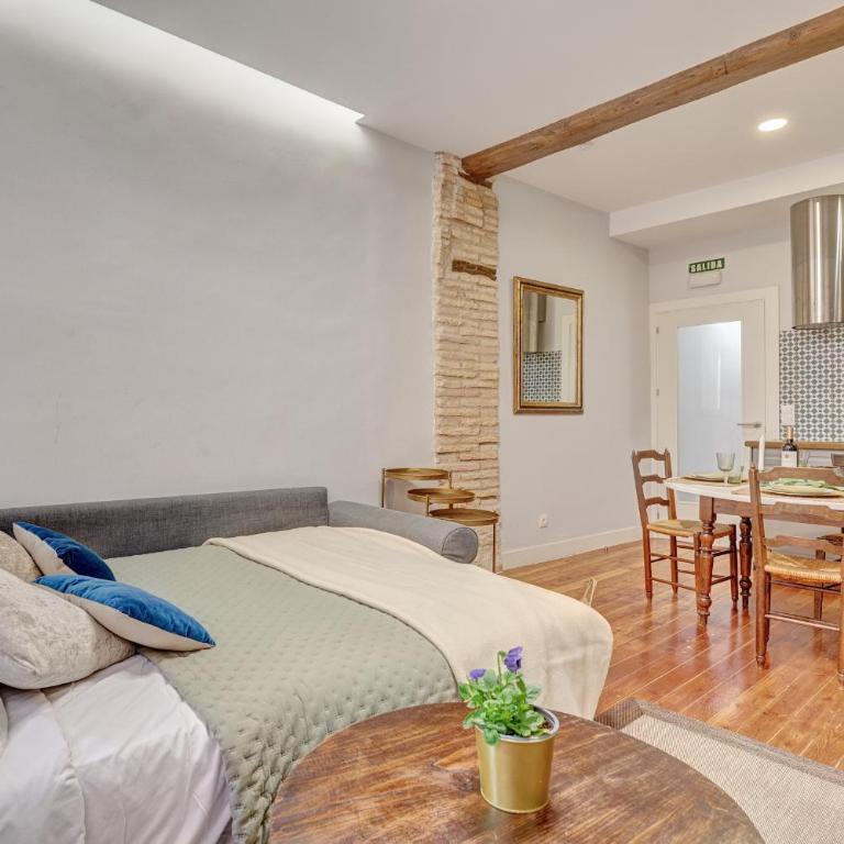 Heart of Pamplona Apartments IV by clabao - Deluxe Apartment - 36