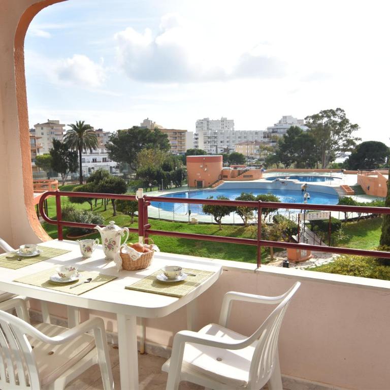 RNET - 600 Tramuntana 01-23 - One-Bedroom Apartment - 1