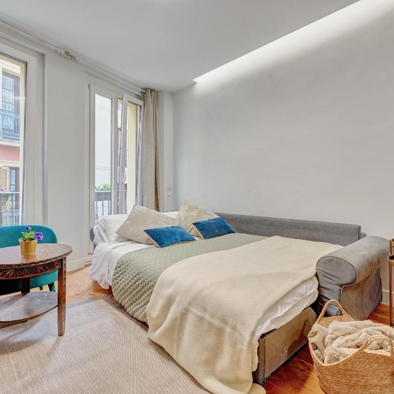 Heart of Pamplona Apartments IV by clabao - Deluxe Apartment - 28
