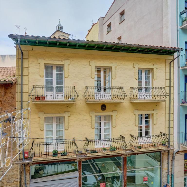 Heart of Pamplona Apartments IV by clabao - Deluxe Apartment - 40