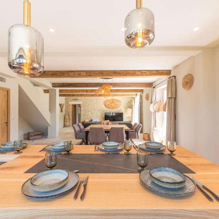 Mas Lou Pantaï, 8 personnes, entièrement rénové - Villa avec Piscine Privée - 20