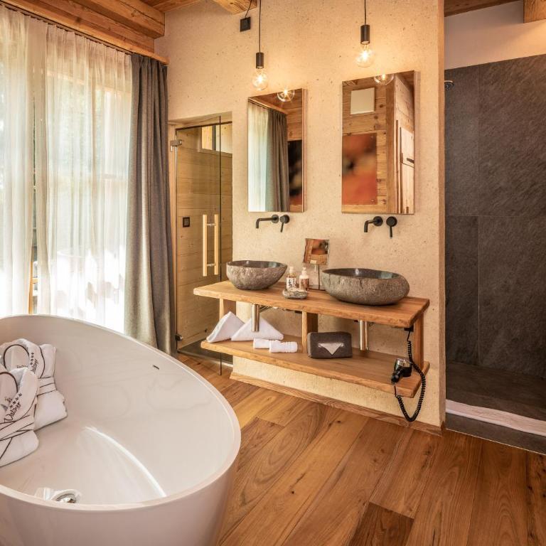Valsegg Chalets Südtirol - luxury and private hideaway - Chalet - 4