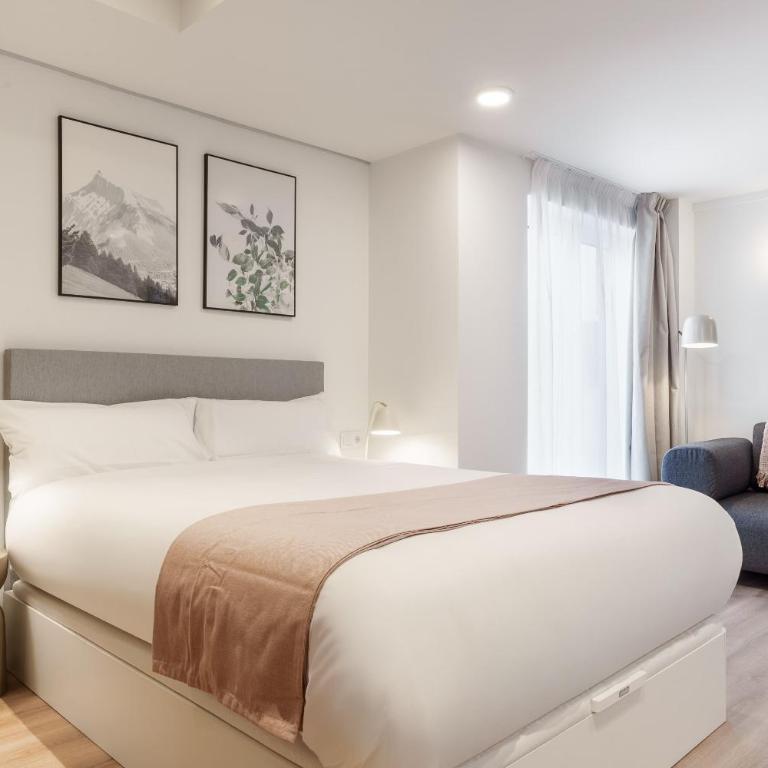Limehome Madrid Calle de Juan Hurtado de Mendoza - Studio Wheelchair Accessible - 2