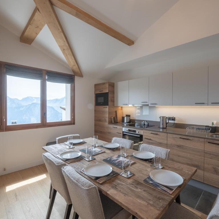 Alpe d'Huez Houses - Chez Emma - Fermes de l'Alpe - du cachet dans le vieil Alpe - Appartement 2 Chambres Deluxe avec Balcon - 10