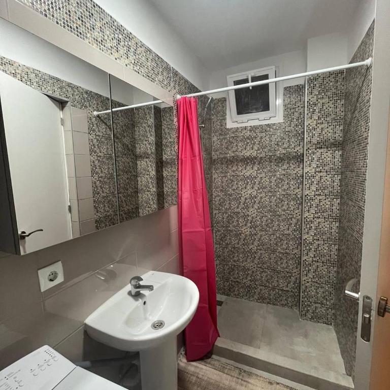 Local 5 Puerto Colon - One-Bedroom Apartment - 2