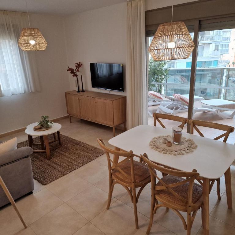 ALBA VINCA Apartment - Two-Bedroom Apartment with Balcony and Sea View - 7