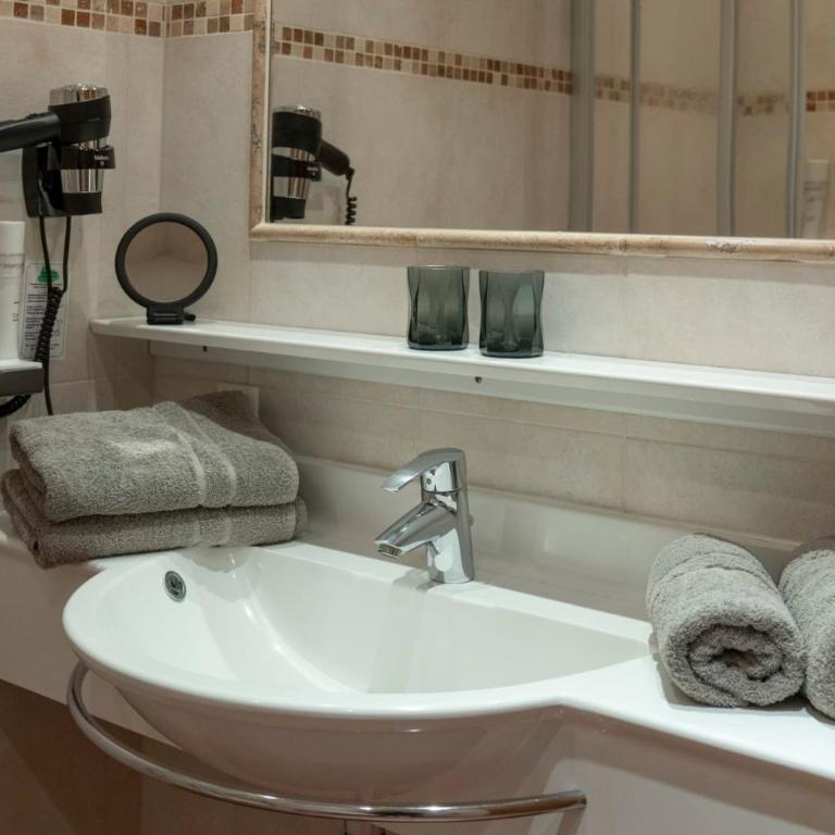 Natur & Familienhotel Der Stieglerhof - Familienzimmer - Nebengebäude - 5
