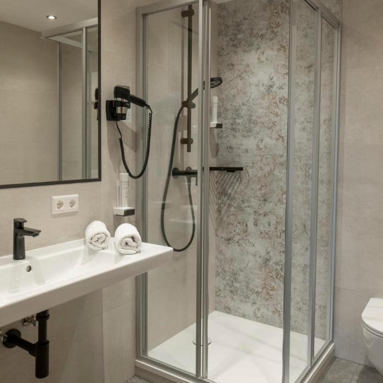 Natur & Familienhotel Der Stieglerhof - Familienzimmer - Nebengebäude - 3