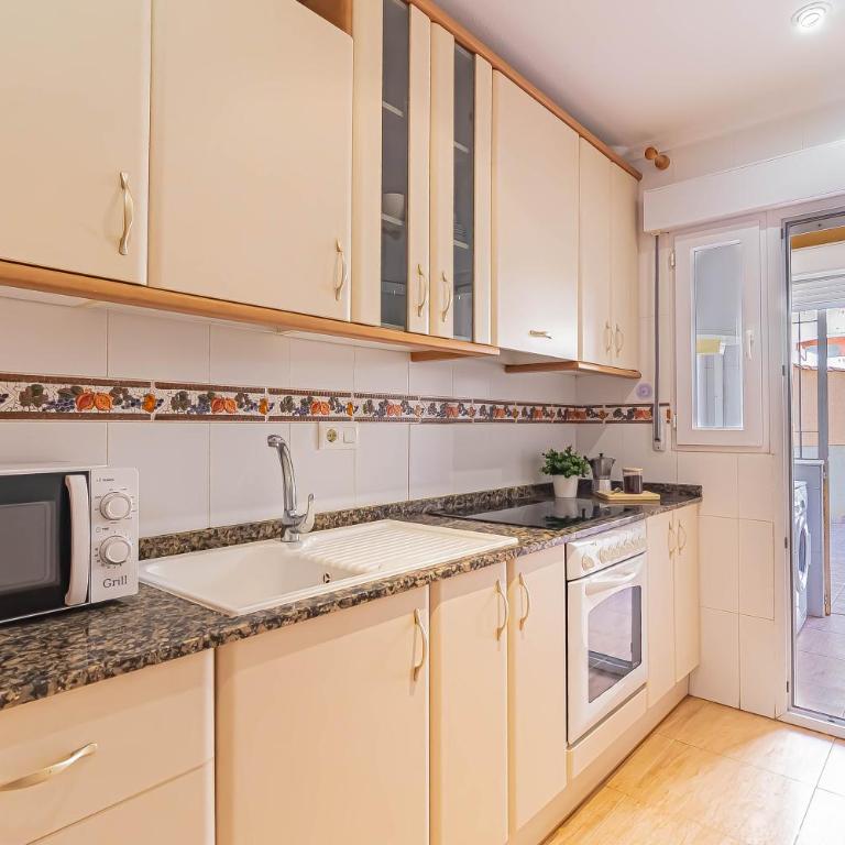 El Paraiso - Planta baja en Urbanización Ipanema III La Manga del Mar Menor kilómetro2 - Mediterráneo - Apartamento de 2 dormitorios - 68