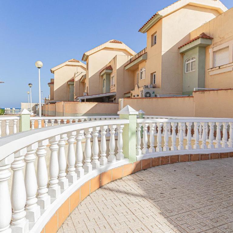 El Paraiso - Planta baja en Urbanización Ipanema III La Manga del Mar Menor kilómetro2 - Mediterráneo - Apartamento de 2 dormitorios - 75