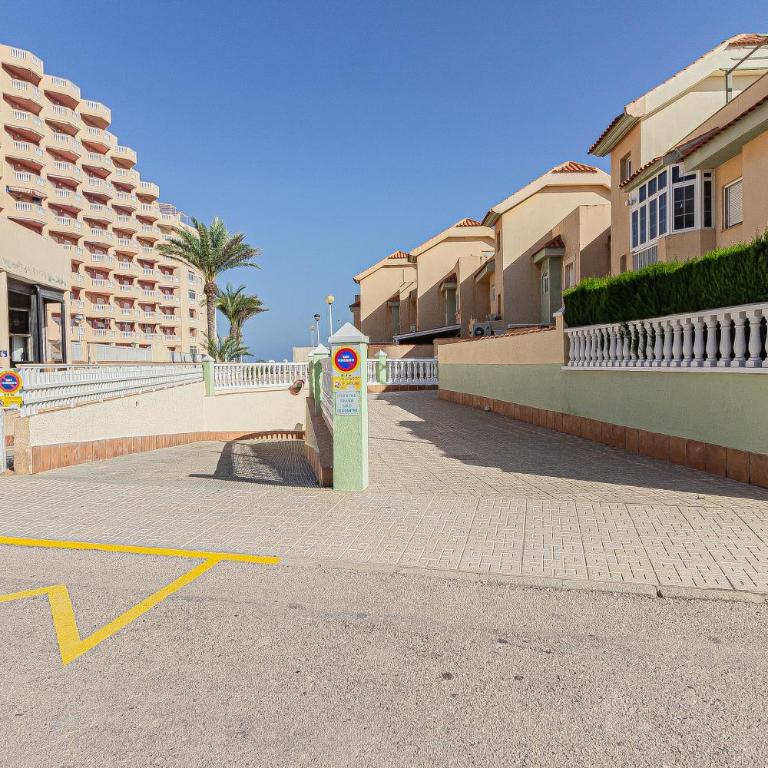 El Paraiso - Planta baja en Urbanización Ipanema III La Manga del Mar Menor kilómetro2 - Mediterráneo - Apartamento de 2 dormitorios - 78