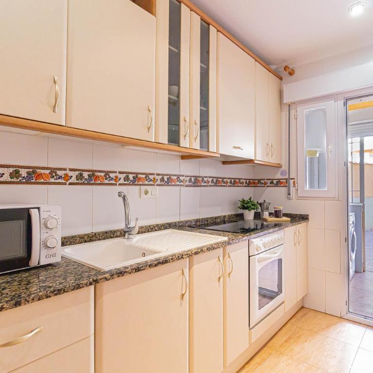 El Paraiso - Planta baja en Urbanización Ipanema III La Manga del Mar Menor kilómetro2 - Mediterráneo - Apartamento de 2 dormitorios - 98