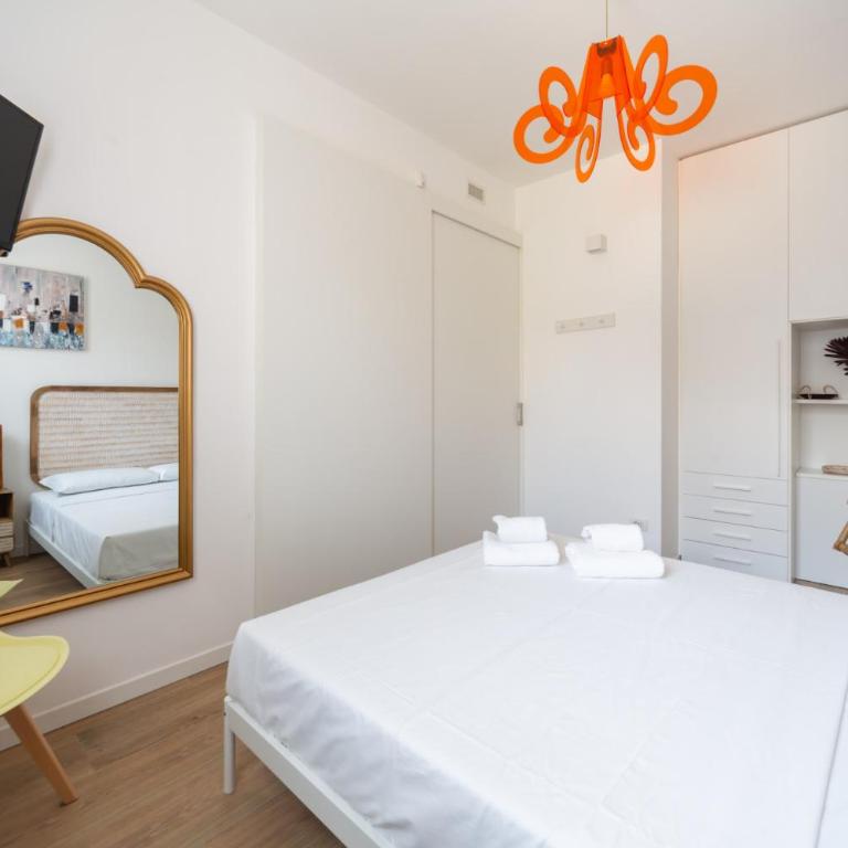 Spacious & Stylish 1-Bedroom Apartment with terrace - Appartamento - 24