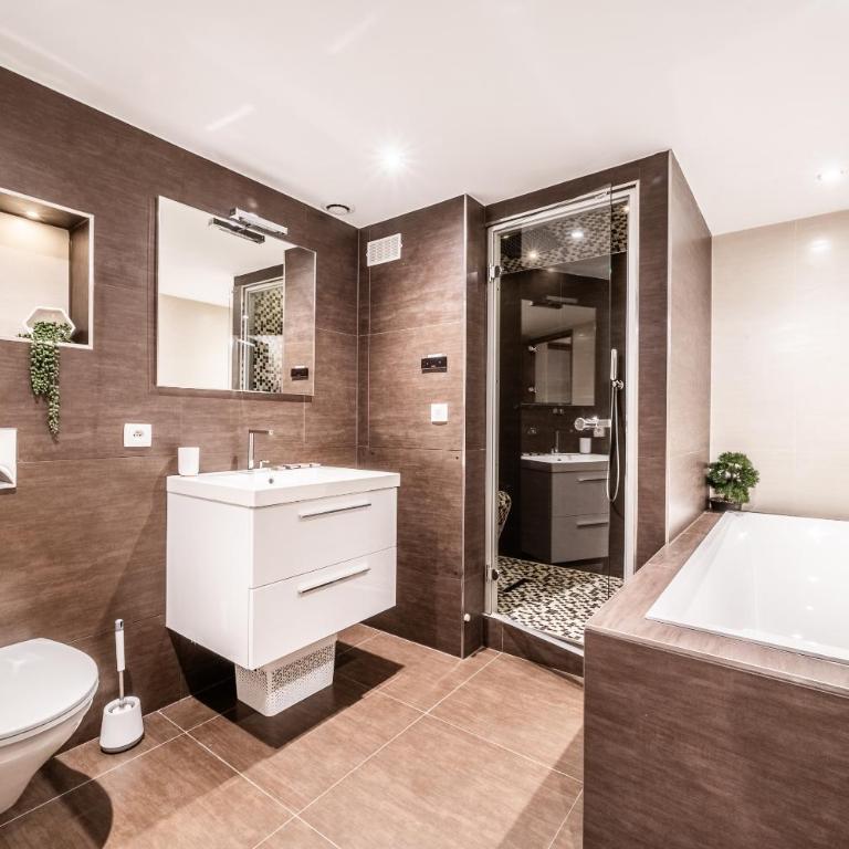 Chalet Ibex Mont-Blanc View, ideal for families, Private Hammam, Sleeps 10 in Les Houches - Chalet - 31