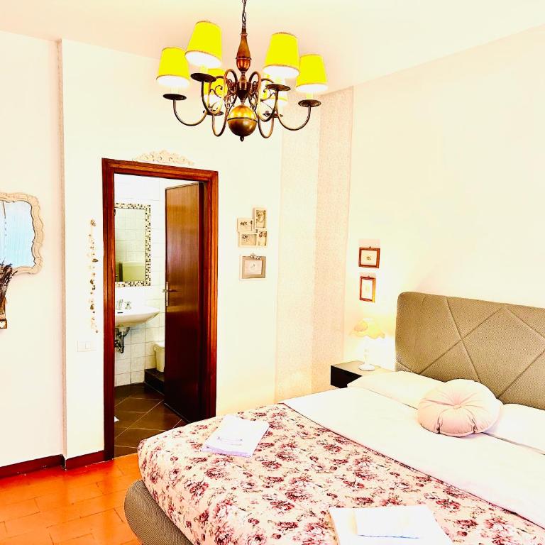 Cisanello Guest House - Double Room with Private Bathroom - 3