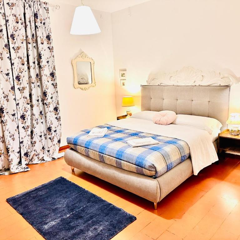 Cisanello Guest House - Comfort Double Room with Private Bathroom and Balcony - 1