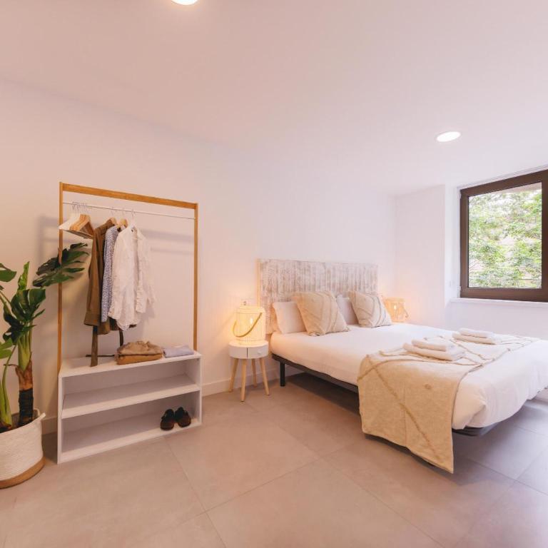 Bravissimo Turbau Entresol A, with 3 bedrooms - Apartamento de 3 dormitorios - 3