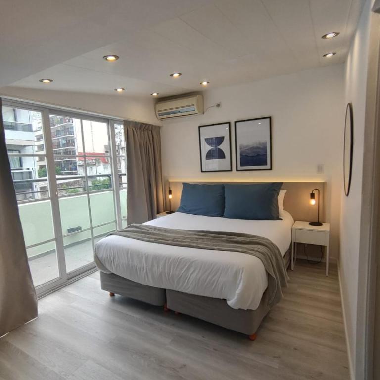 Recoleta Suites - Habitación Cuádruple con balcón - 20