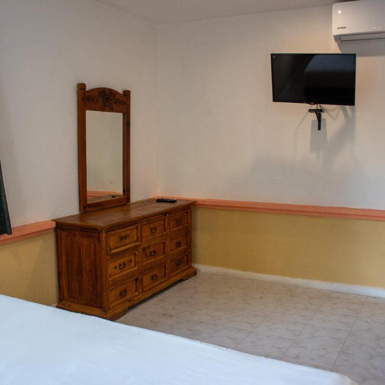 Hotel Vista Caribe Boutique 1 - Habitación Triple Estándar - 11