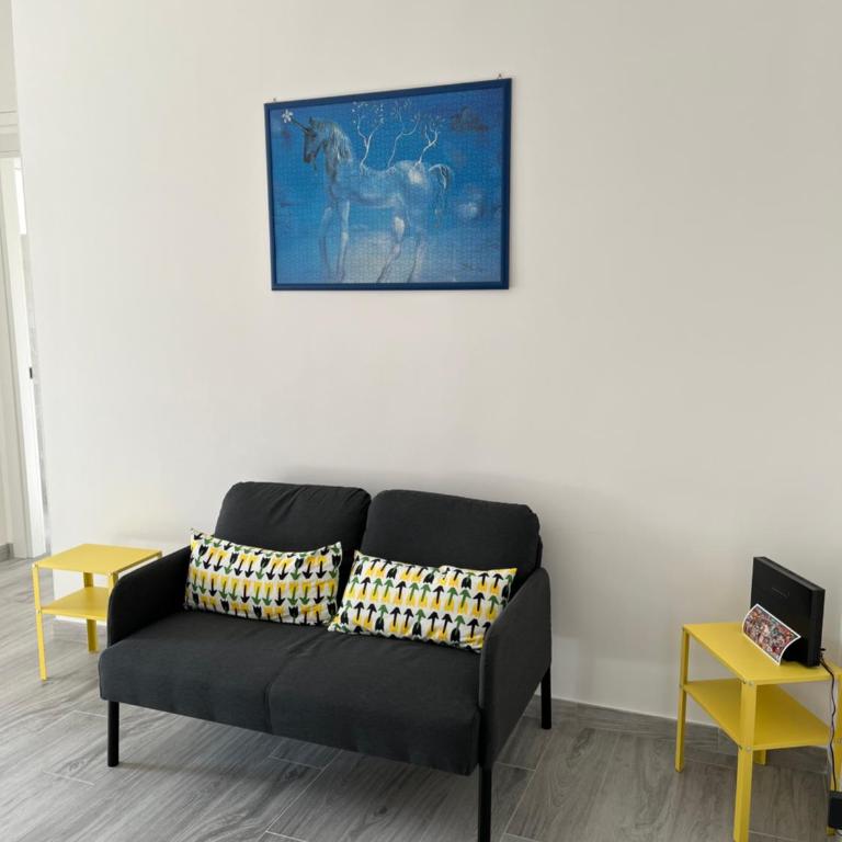 Paolettas House - Two-Bedroom Standard Apartment - 16