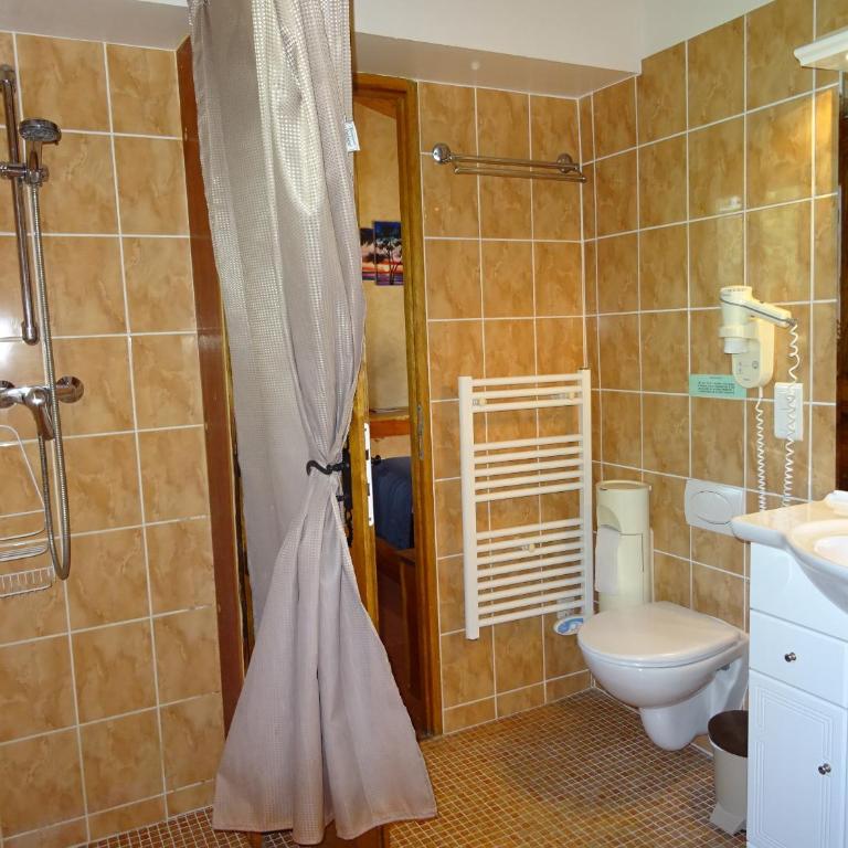 AU BOIS FLEURI Location Villa et Studios Roquebrune-sur-Argens - Cottage - 11