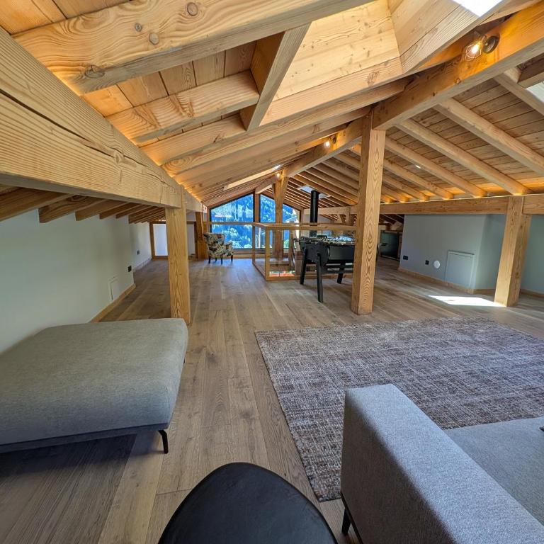 Ski Peak - Chalet Sika - Sophisticated, Relaxed Chic - 7 bedroom, 5 bathroom - Maison de Vacances - 10