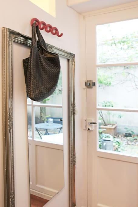 Chic neighborhood charming courtyard studio 7th - Studio - 20