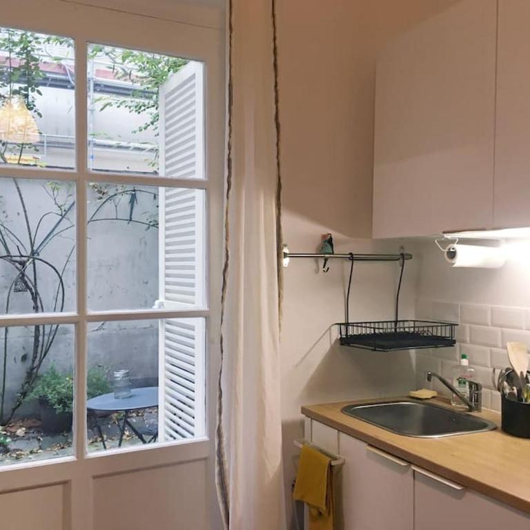 Chic neighborhood charming courtyard studio 7th - Studio - 36