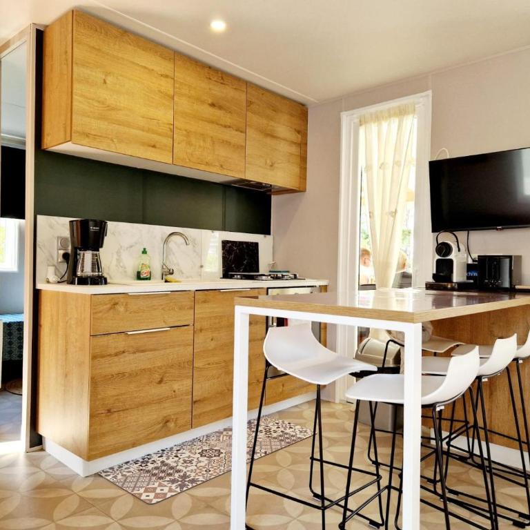Camping Del Mar 52, Mobile Home Excellence, 3 chambres, 6 personnes, bord de mer - Mobile Home - 5